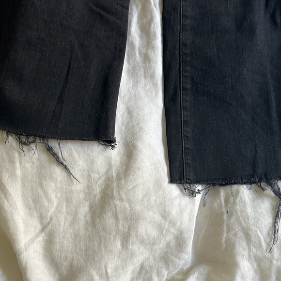 Good American flared cropped jeans - Picture 4 of 4